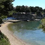 Family Friendly Apartments With A Swimming Pool Zadar - 17553