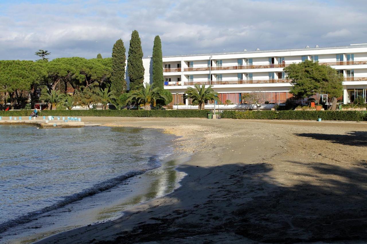 Apartament Family Friendly With A Swimming Pool - 17553