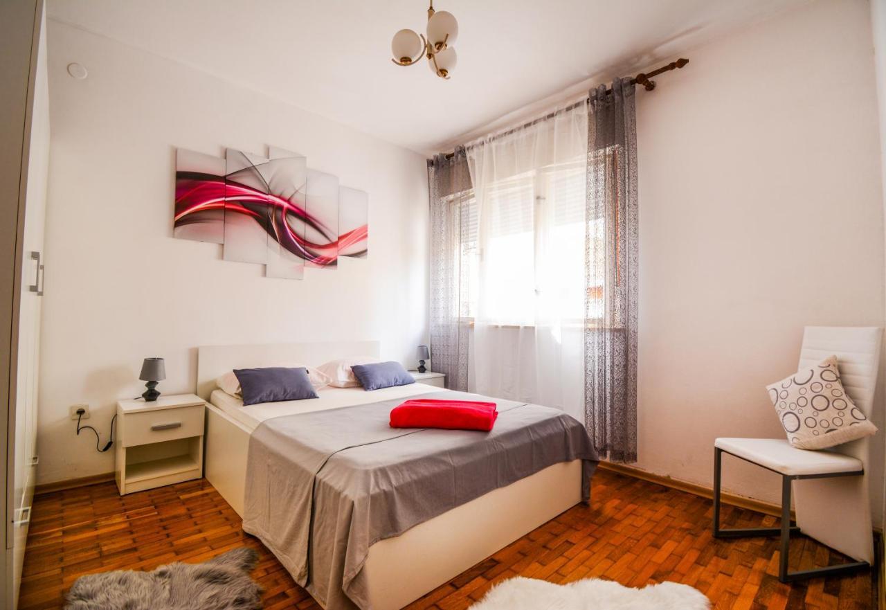 Apartament Family Friendly With A Swimming Pool - 17553